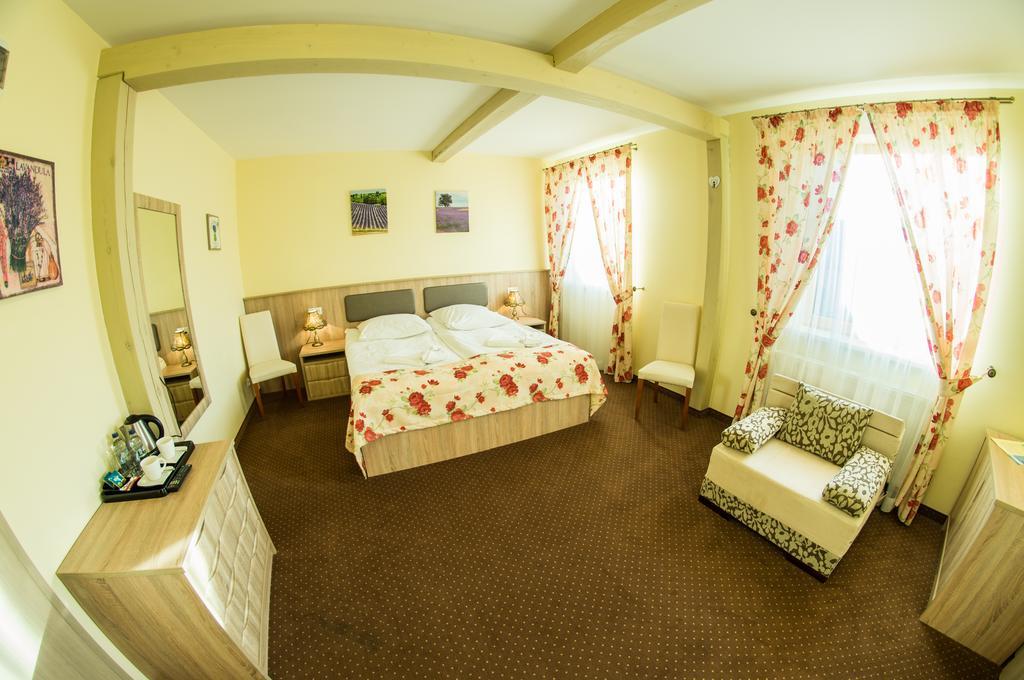 Bed and Breakfast Sloneczny Port Mikołajki Exterior foto